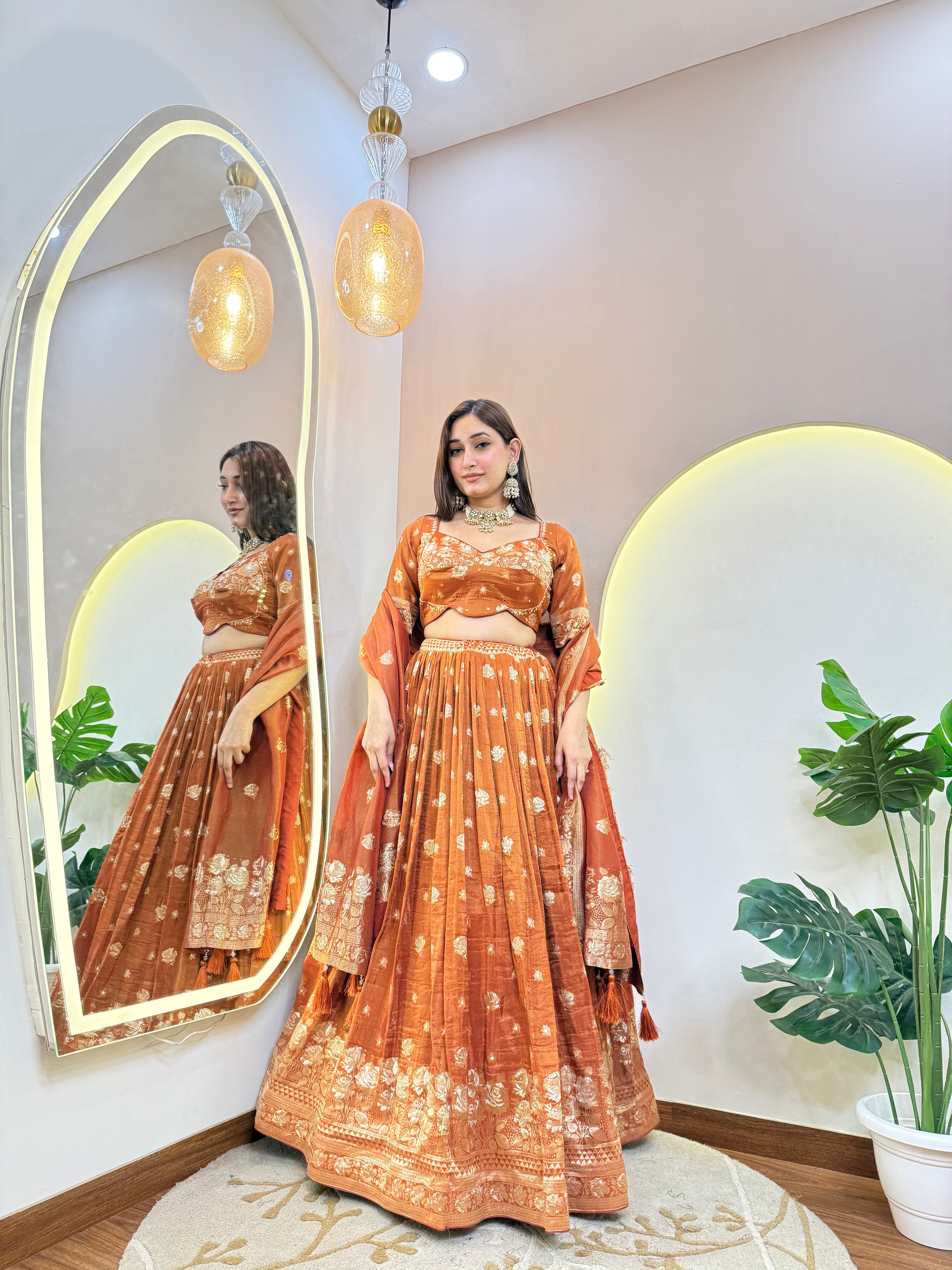BANARASI OUTFIT CROP TOP SKIRT