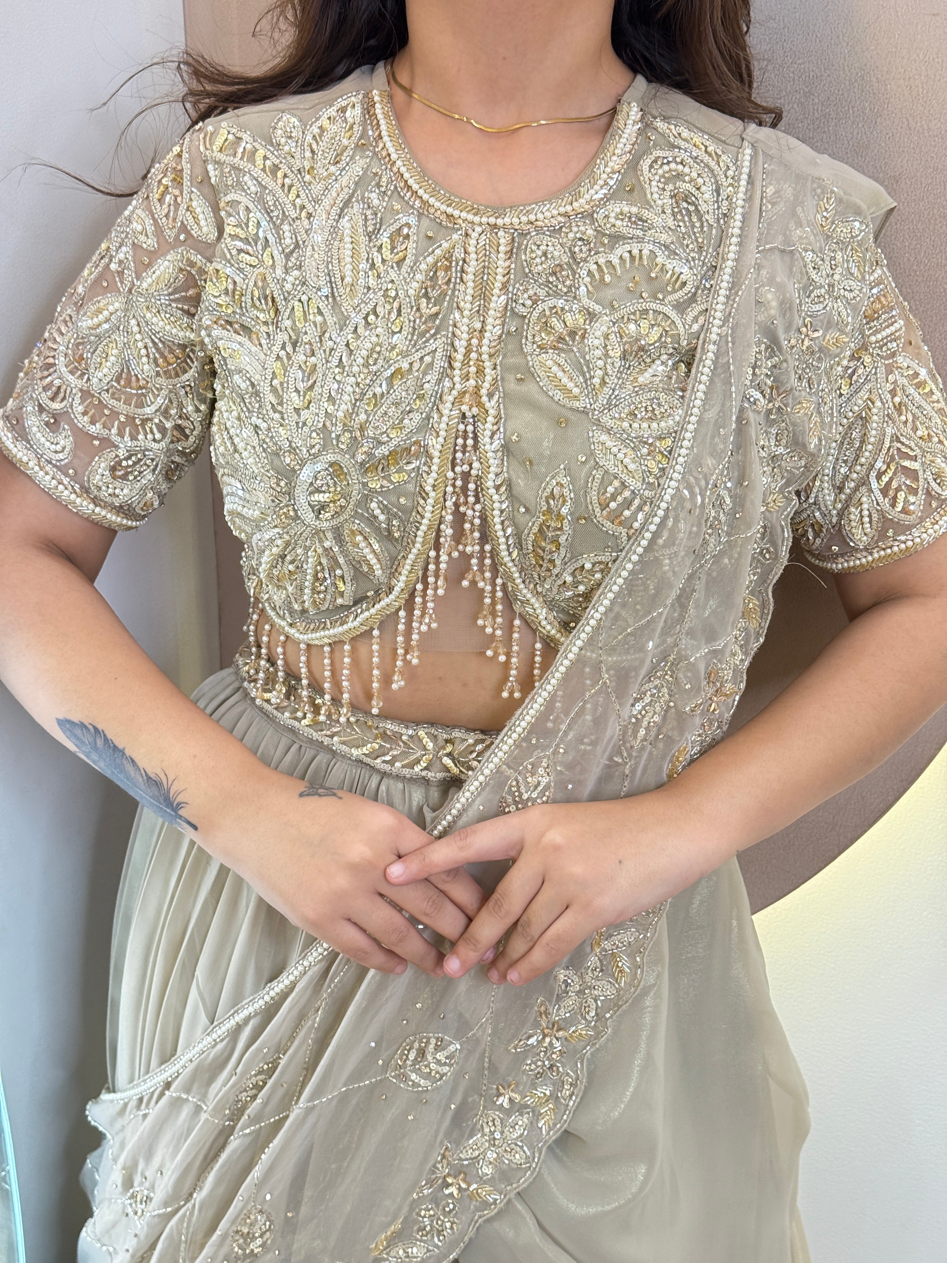 " GREY  COLOUR OUTFIT  " CROP TOP SKIRT