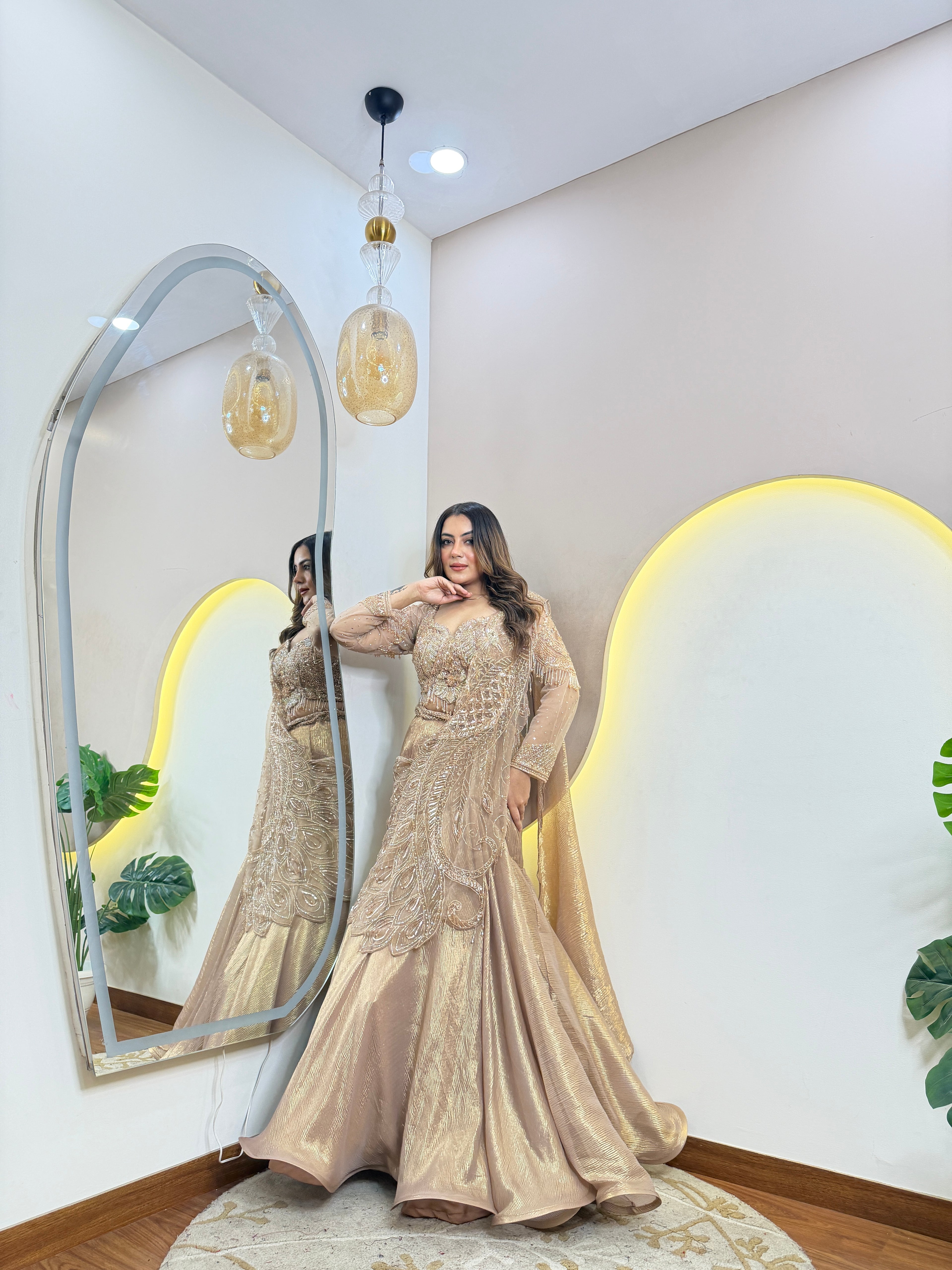 D438  CROP TOP SKIRT