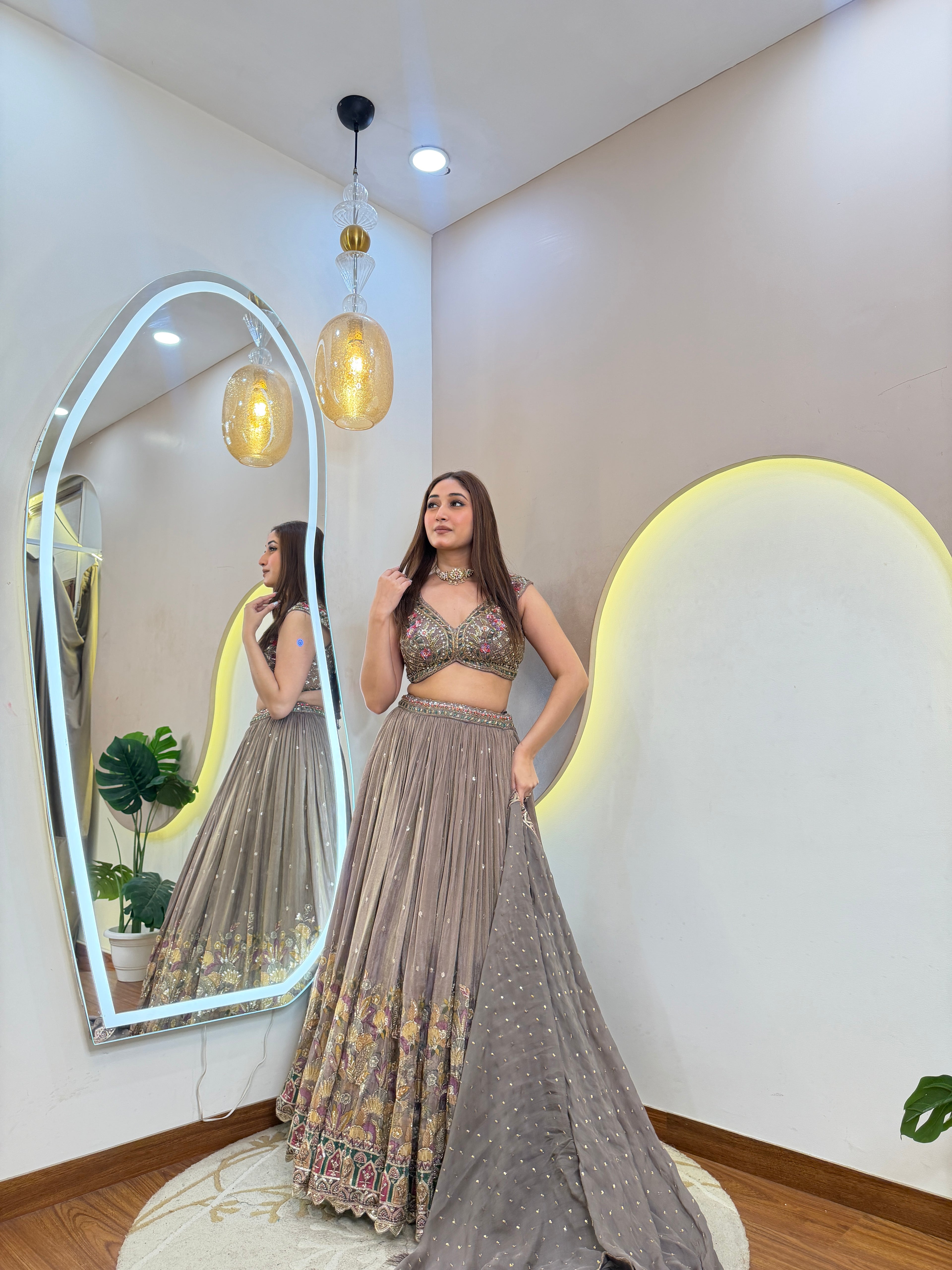 D726  LEHNGA CHOLI