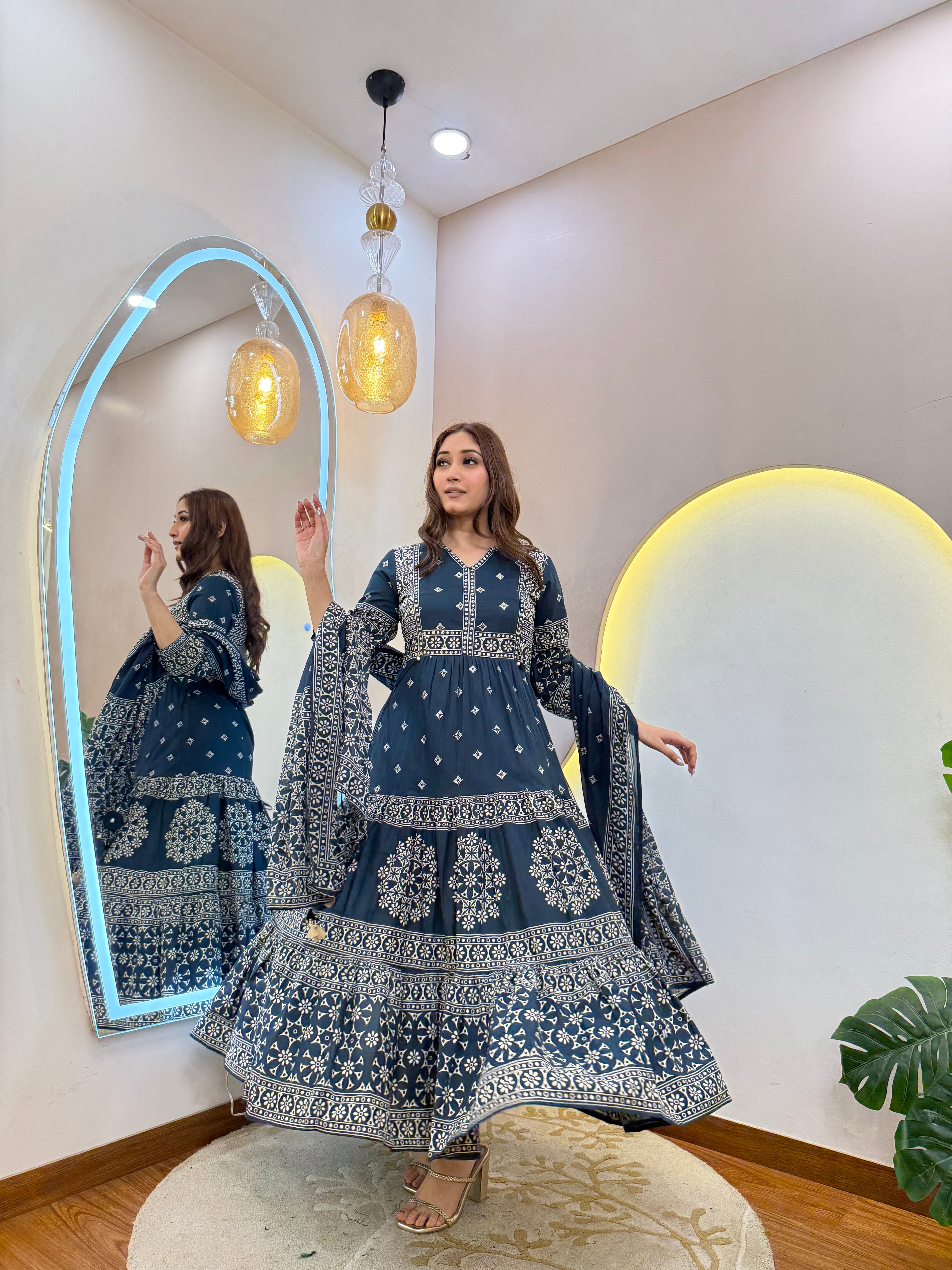 D658  ANARKALI PANT SUIT OUTFIT  GOWN