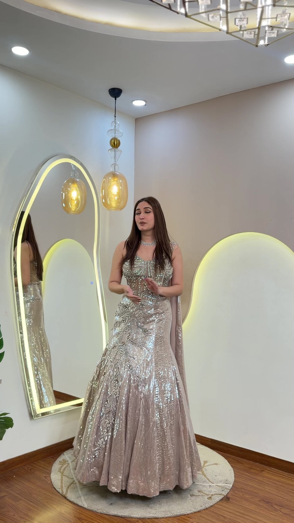 D731  LEHNGA CHOLI