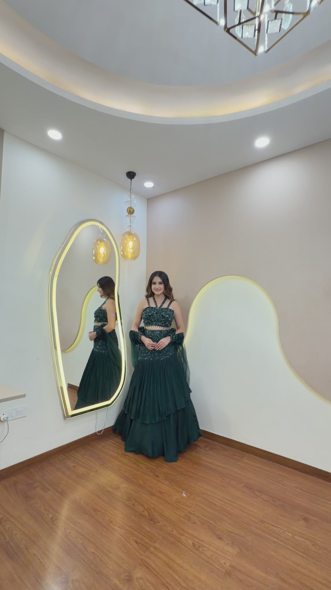 D548 LEHENGA CHOLI
