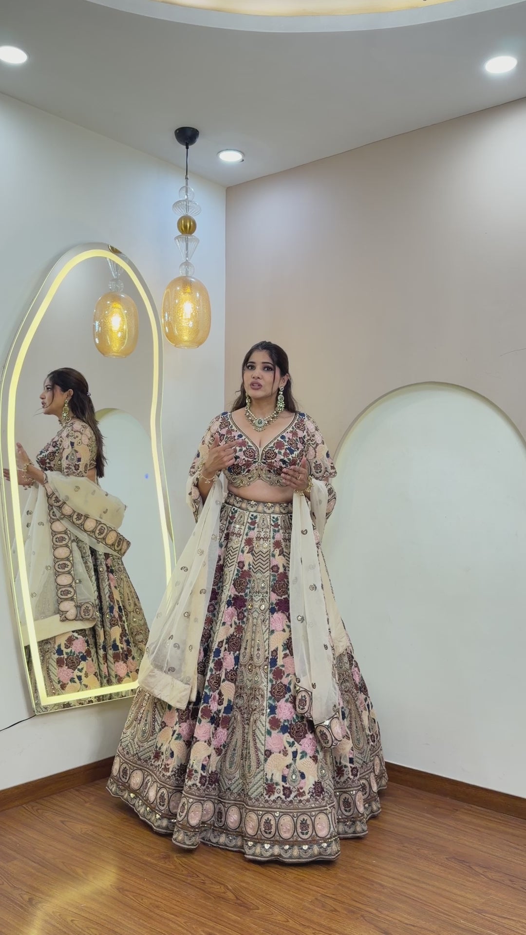 D722 LEHENGA CHOLI